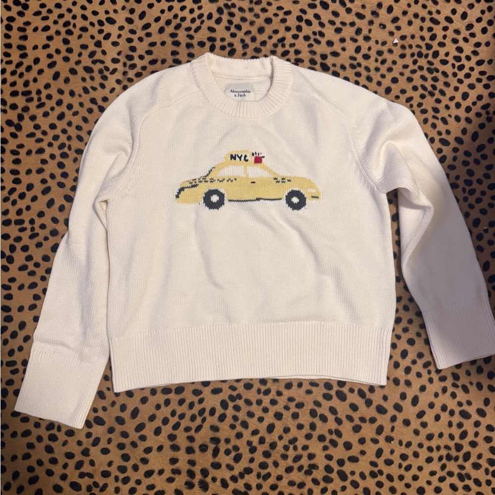 Abercrombie & Fitch Cream Madeline Sweater - NYC Exclusive Taxi Cab - Sz large